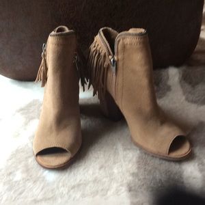 Dolce Vita Hiro fringe bootie